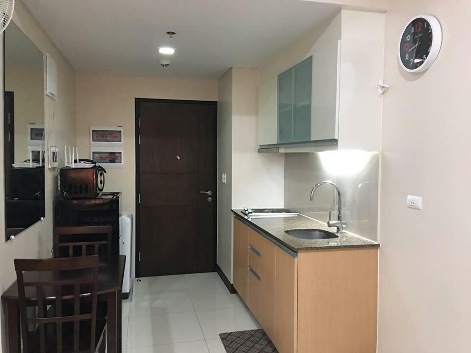 Condotel Walking Distance To Airport Manila Kültér fotó